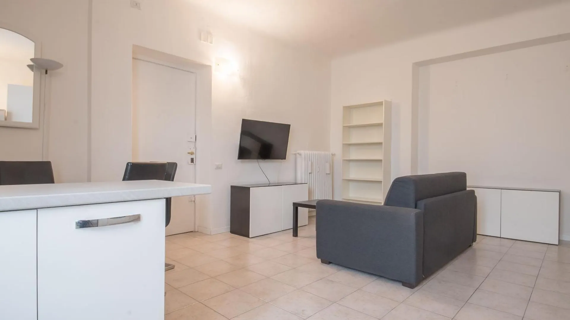 Apartment Appartme Venini 14C Milan Italy